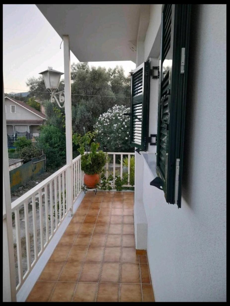 Ενοικιαζόμενο Διαμέρισμα Lygia  Eksteriør bilde